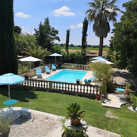 Le Mas Des Agapes Beaucaire  Dış mekan fotoğraf