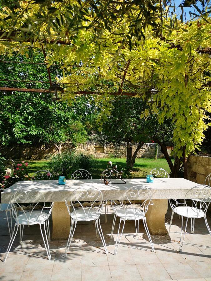 Le Mas Des Agapes Beaucaire  Dış mekan fotoğraf